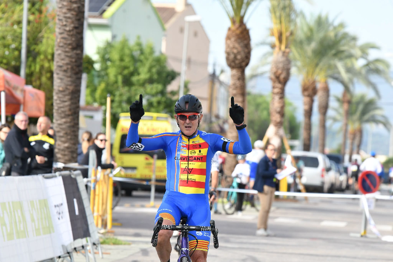 Doblete de José Julián Balaguer en los ciclocross de Ayacor y L’Enova