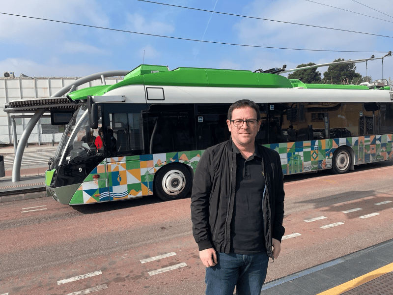 Garcia denuncia que el PP sube un 14,3% el precio del TRAM de Castelló y reclama abonos y descuentos específicos para los jóvenes