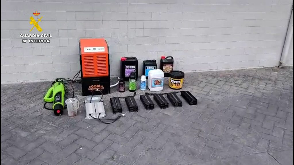La Guardia Civil desarticula en Almazora un grupo criminal dedicado al tráfico de drogas – foto 3